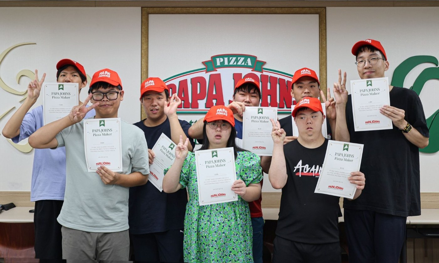 파파존스, 발달장애인 선수와 함께 피자교실 진행